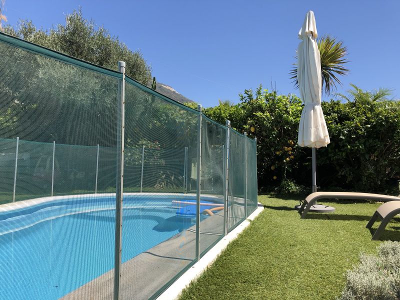 Increase Your Pool Fencing Business with an AI Driven, Targeted Website