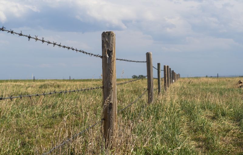 Barbed Wire Fence Installation detail
